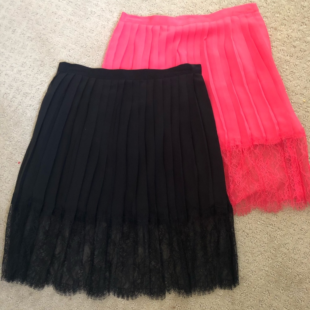 Victoria Secret pleated skirt with lace trim